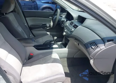 2010 Honda Accord 2.4 Lx from USA, damaged, VIN 1HGCP2F36AA190194